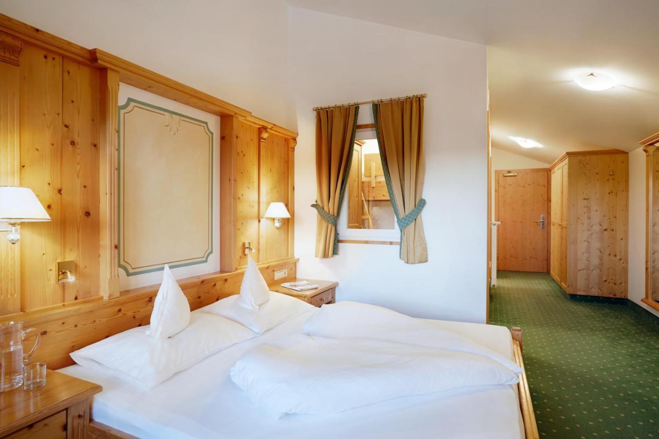 Familienhotel Maria オベレッジェン エクステリア 写真